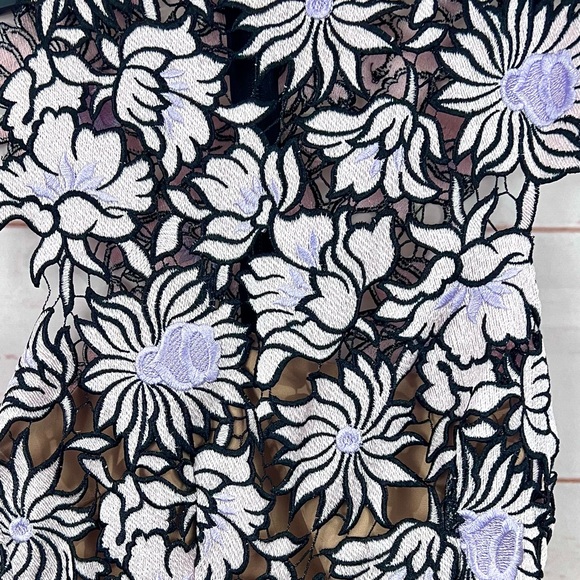 Self Portrait Lilac Guipure Floral Lace Sleeveless Jumpsuit - Picture 7 of 16